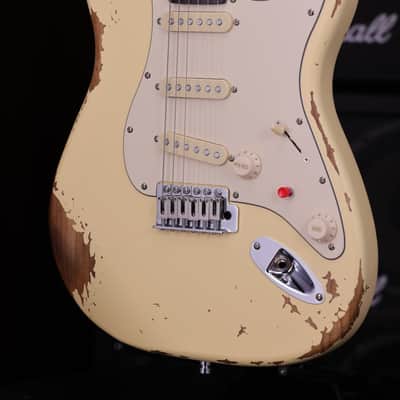 Dhatarattha SSS Strat-Style – Aged Cream Nitro Relic image 4