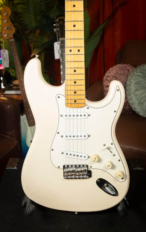 Fender Stratocaster 1993-1994 - White image 1
