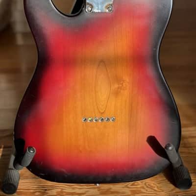 Fender Highway One Telecaster 2006-2011 - 3-color sunburst image 2