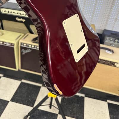 Fender MIM Standard Stratocaster with Maple Fretboard 2001 Midnight Wine image 16