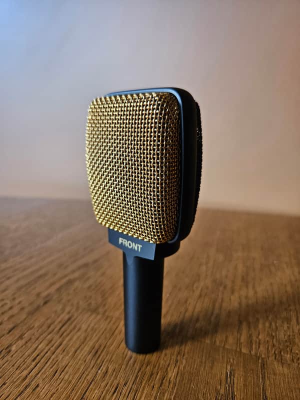 Sennheiser MD409 U3 Dynamic Microphone 1980s - Black and gold image 1