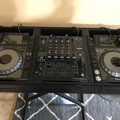 Pioneer CDJ-2000 Nexus (x2) w/ DJM 900 Nexus 4-Channel Mixer 2015 Black Bild 2