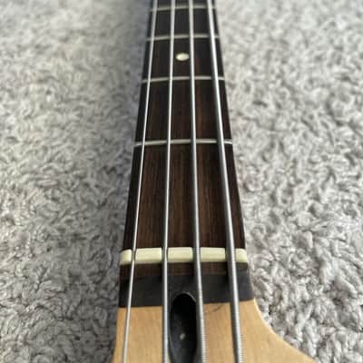 Fender Deluxe Zone Bass 2002 MIM Sienna Sunburst Rare 4-String Bass Guitar image 7