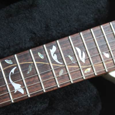IBANEZ  "JEM7V White (F0713097) with her papers and original Hardcase" 3, 59 KG image 16
