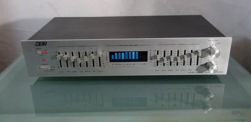 BST 7-Band Stereo Graphic Equalizer CK20ES + Spectrum analyzer - égaliseur graphique vintage image 1
