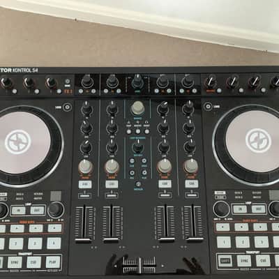 Native Instruments Traktor Kontrol S4 MK2 WITH CARRYING CASE image 1