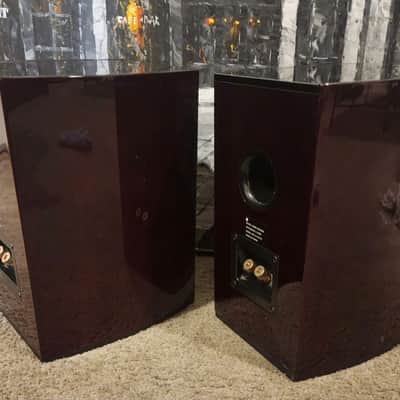 Philips Philips MCD908 speakers are 3-way, bass-reflex bookshelf speakers 90s  - Redwood image 3