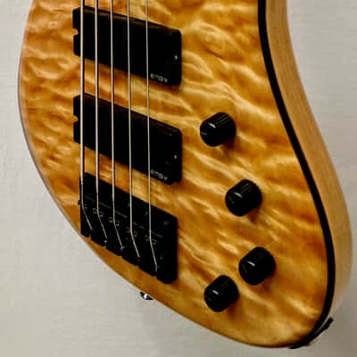 G.Gould GGi5 in Natural Quilt Maple – Graphite Neck – NAMM Display - 9.05 pounds – #1277 image 6