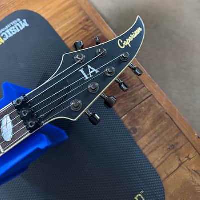 RARE Caparison Apple Horn Sand Stone - Mattias "IA" Eklundh Signature Model - Horus image 4