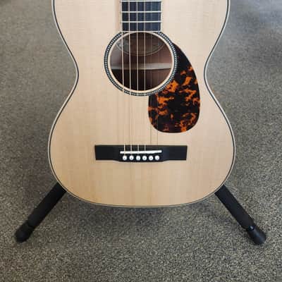 New Larrivee P-03 Parlor Acoustic Guitar - Natural Satin with Larrivee Hardshell Case image 1