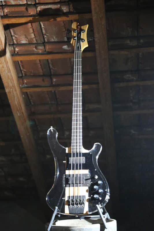 FMW-Guitars Rico Custom Rickenbacker 4001 Clone - transparent image 1