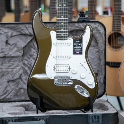 FENDER Am Ultra II Stratocaster HSS EB Texas Tea image 1