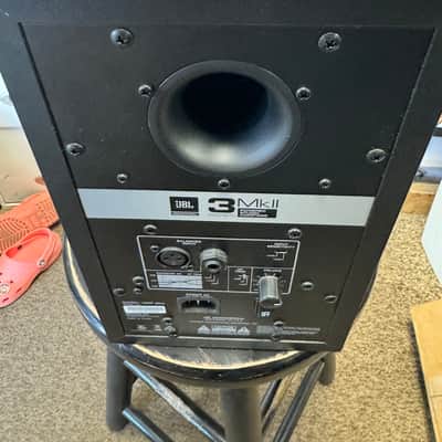 JBL 305P MkII 2-Way 5" Active Nearfield Studio Monitor (Single) 2010s - Black image 4