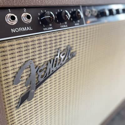 Fender '62 Super Guitar Amplifier Amp Reissue 2-Channel 40 Watt 2x10" Tweed 40w image 8
