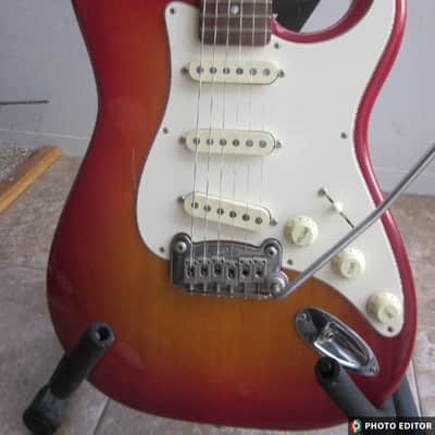 G&L Legacy early 2000s - Cherry Sunburst image 2