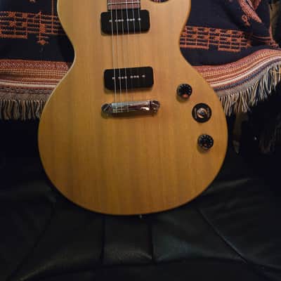 Epiphone Les Paul Special P90 with Hard Case. TV Yellow- TV Yellow image 3