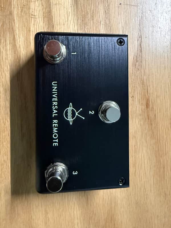 Pigtronix Universal Remote Switch