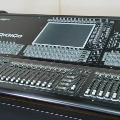 DiGiCo SD10 Digital Mixing Console w/ Waves Card, ST Optical & Road Case CG00Q7W *ASK FOR SHIPPING* image 4
