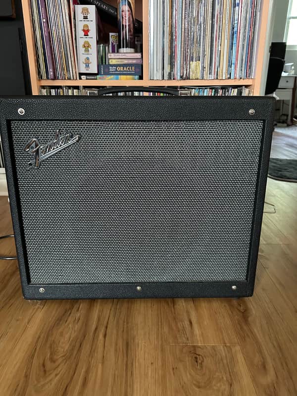 (Portland) Fender Mustang GTX100 image 1