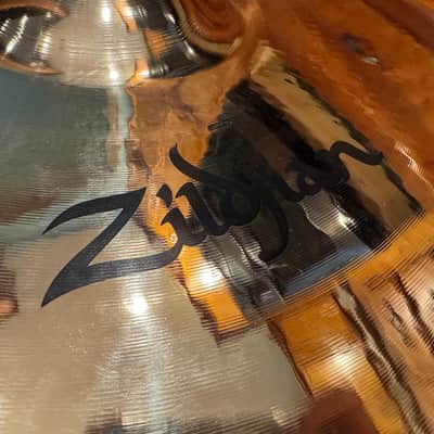 Zildjian 19" A Custom Crash Cymbal 1991 - Present - Brilliant image 4