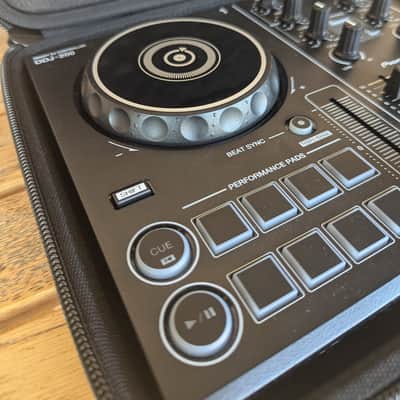 Pioneer DDJ-200 2-Channel WeDJ Smart DJ Controller 2019 - Present - Black image 2
