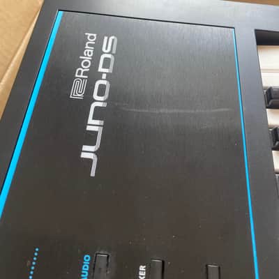 Roland Juno DS61 Synthesizer 2018 - Present - Black image 9