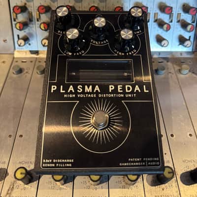 Gamechanger Audio Plasma Pedal High Voltage Distortion Unit 2010s - Black image 1