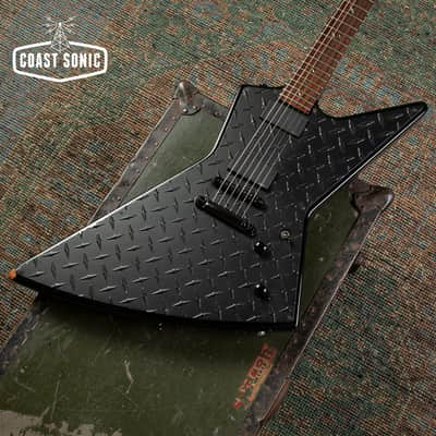 Rare! 1998 ESP Custom Shop JH-2 James Hetfield Explorer Made In Japan w/case all original w/ signed COA image 7