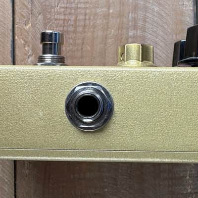 Analogman Sun Face 2SB175 Germanium Fuzz 2023 - Gold image 5