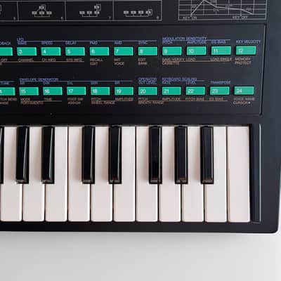 Yamaha DX100 Programmable Algorithm Synthesizer 1985 - Black image 5
