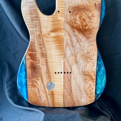 MH Customs TX – “Sunset Tide” T-Style Body 2026 - Nitrocellulose Gloss image 3