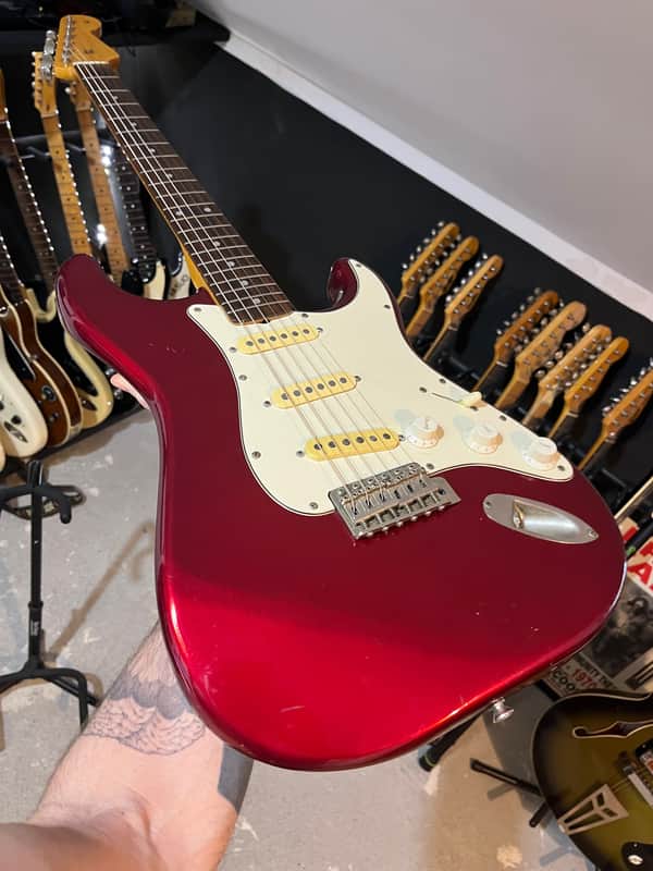 Vintage Stratocaster: Metallic Red Fresher Straighter FS500 4th gen Great replica Made in Japan in '80s image 1