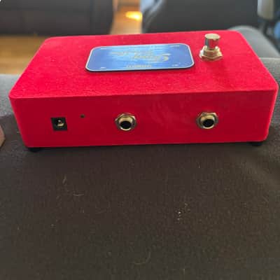 Warm Audio Foxy Tone Box Octave Fuzz Guitar Effects Pedal Limited Edition Red image 5