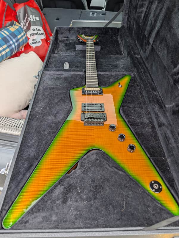 Washburn Funky monkey dimeslime D3 spec 2014 - Dimeslime finish image 1