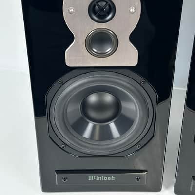 McIntosh XR50 Bookshelf Audiophile Speaker (Pair) image 4