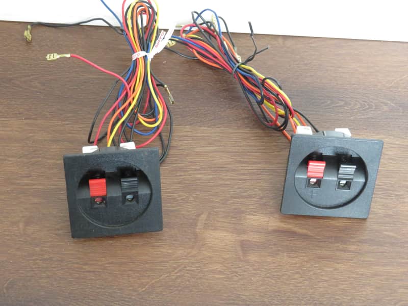USED PAIR KENWOOD JL-1103 FOUR WAY CROSSOVER image 1