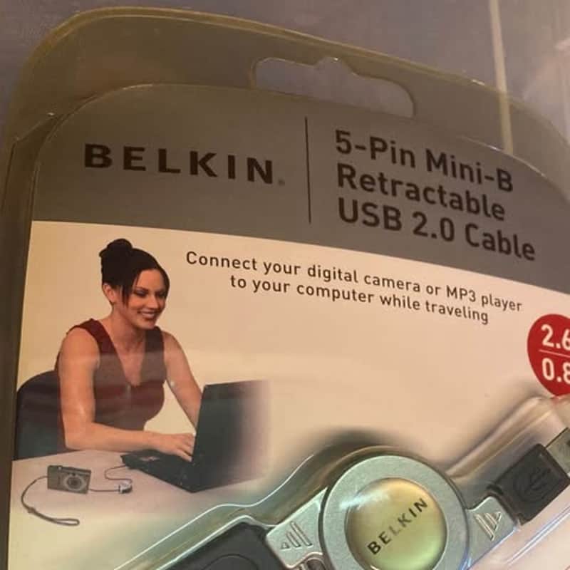 BELKIN 5 pin mini-B retractable USB 2.0 USB Cable image 1