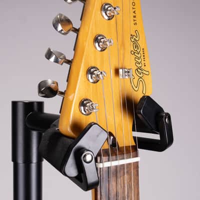 Squier Classic Vibe '60's Stratocaster - Candy Apple Red image 7