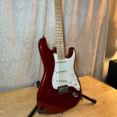 2019 Squier Standard Stratocaster in Candy Apple Red image 7