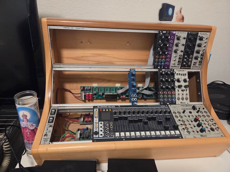 Goike 9U Eurorack Case with Zeus Power x3 image 1