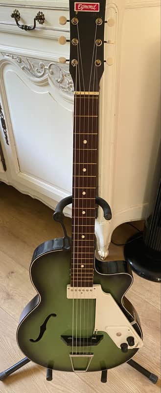 Egmond Lucky 7 50/60 - Green sunburst image 1