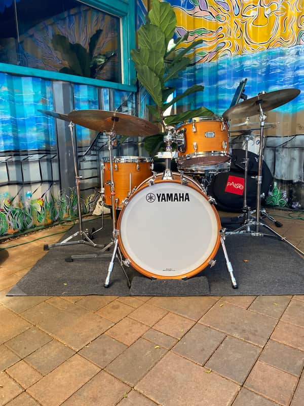Yamaha Absolute Hybrid Maple