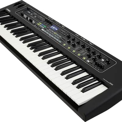Yamaha CK61 Stage Performance Keyboard, 61-Key image 3