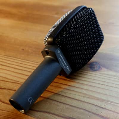 Immagine Sennheiser e606 dynamic instrument microphone - 1