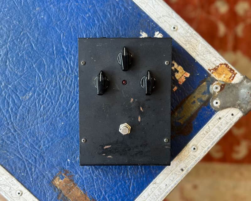 Electro Harmonix Big Muff Pi Black Russian V8 image 1