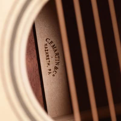 Martin Custom Shop 0-28 Style Concert High Altitude Swiss Spruce/Quilted Bubinga Natural (Serial #M2981097) image 12