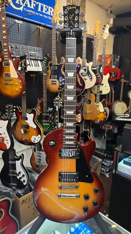 Gibson Les Paul Studio Plus 2022 - Honey Burst image 1