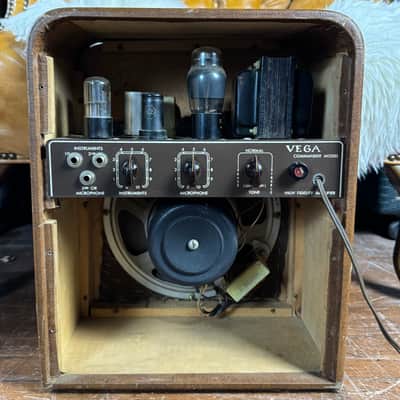 1946 Vega Commander Model High Fidelity Amplifier Vintage Made In USA Tube Guitar Combo Amplifier! image 7