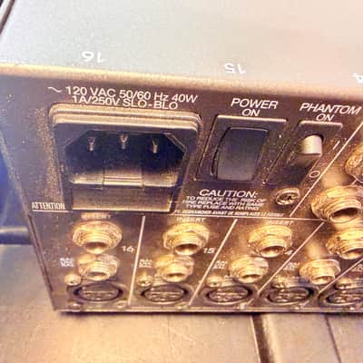 Mackie 1604-VLZ Pro 16-Channel Analog Mixer w/ XDR Preamps & SKB Rack Case image 8