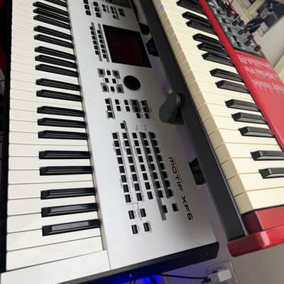 Yamaha Motif XF 6 Production Synthesizer White Used image 8